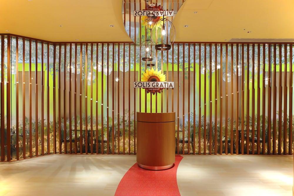 Hotel Universal Port Vita Осака Екстериор снимка